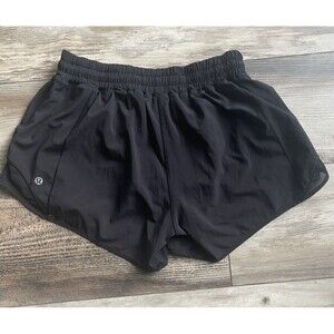 Lululemon Women's Hotty Hot Shorts 2.5” Black Lightweight Size 8 Running